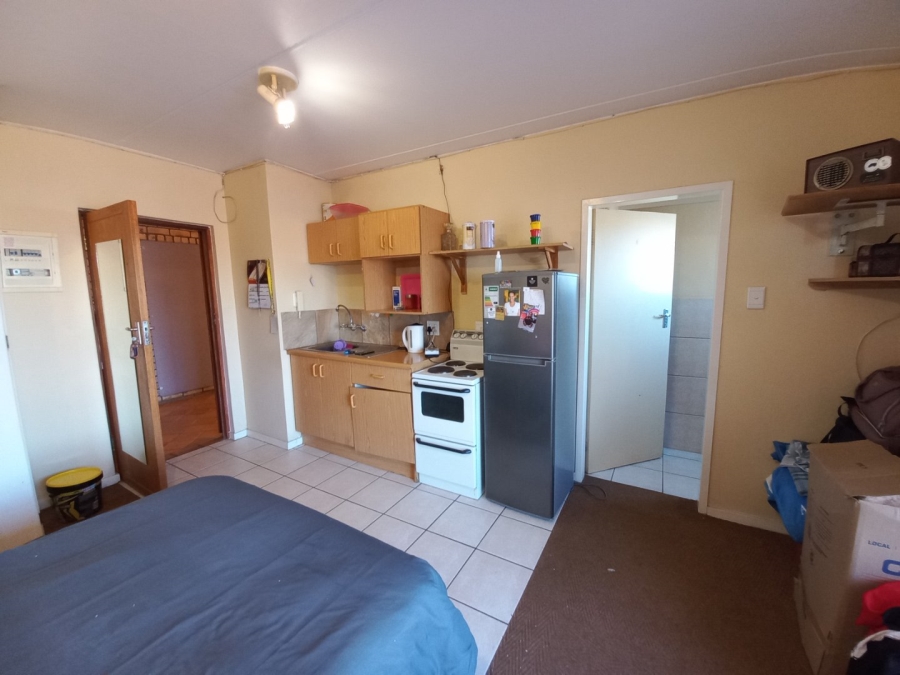1 Bedroom Property for Sale in Kannoniers Park North West